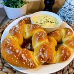 Easy Homemade Soft Pretzels